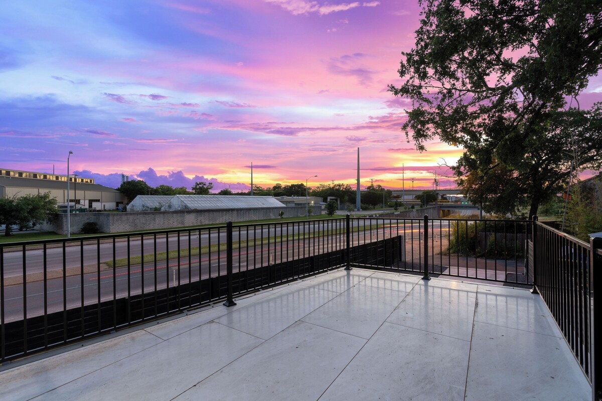 Photo 14 of Brand New Austin Downtown Home -Pool