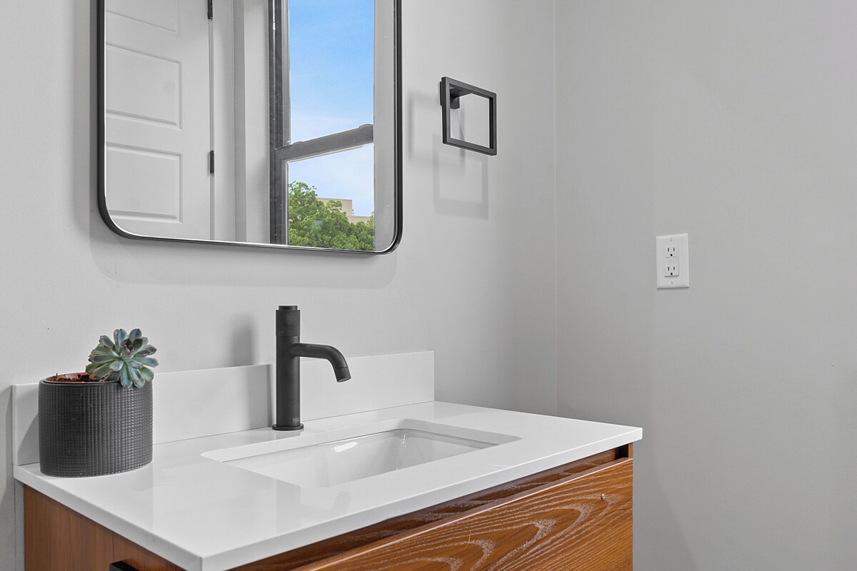Photo 19 of Brand New Austin Downtown Home -Pool
