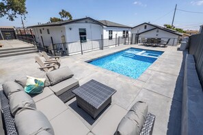 Outdoor pool - private oasis w/ pool&spa was created to be the best vacation property!! (San Diego)