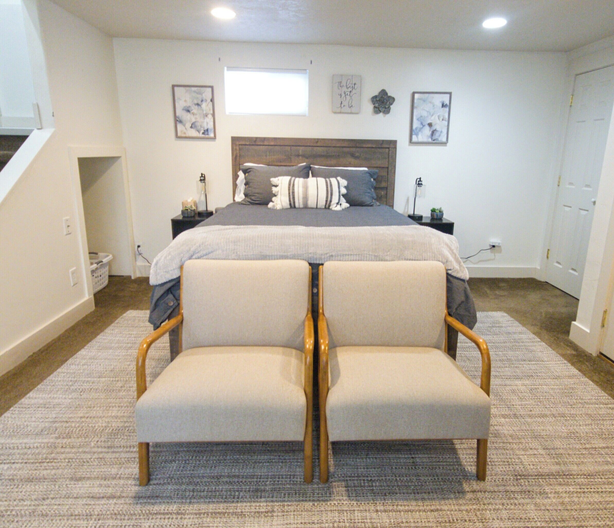 アイロン / アイロン台、WiFi (無料)、ベッドシーツ