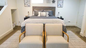 Iron/ironing board, free WiFi, bed sheets