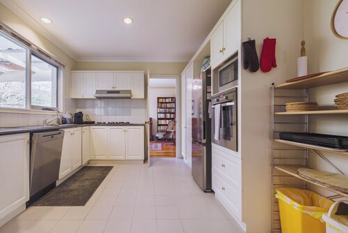 *Family friendly Art Deco*Garden*Patio*Wi-Fi*WFH*