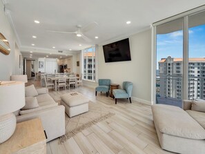 Uklassifisert bilde, 2 av 19, knapp