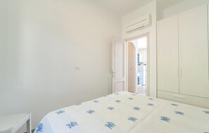 1 bedroom, free WiFi, bed sheets - Stunning apartment in Framura with WiFi (Framura)