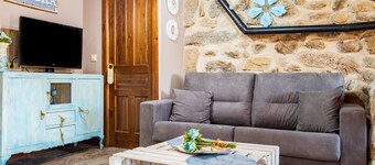 Holiday Home 'La Cuadra' with Mountain Views