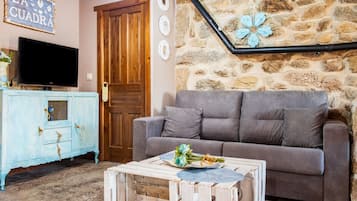 Télévision, cheminée