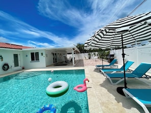 Outdoor pool, a heated pool - MADEIRA BEACH RETREAT WITH HEATED POOL. (Seminole)