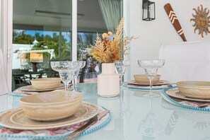 Dining - MADEIRA BEACH RETREAT WITH HEATED POOL. (Seminole)