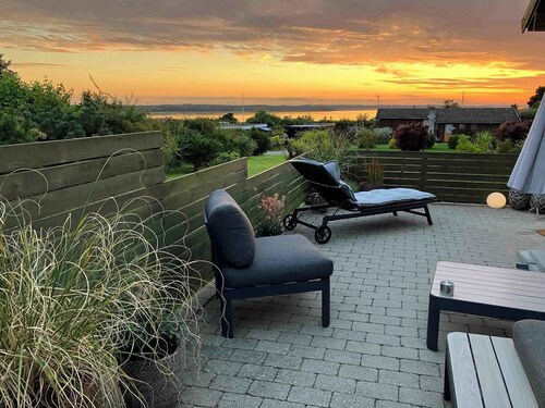 Cozy summerhouse with spectacular views