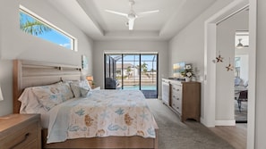 3 bedrooms, desk, iron/ironing board, travel cot