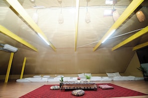Basic Shared Dormitory, Non Smoking | Desk, soundproofing, free WiFi - Wind's House Ha Giang (Vi Xuyen)
