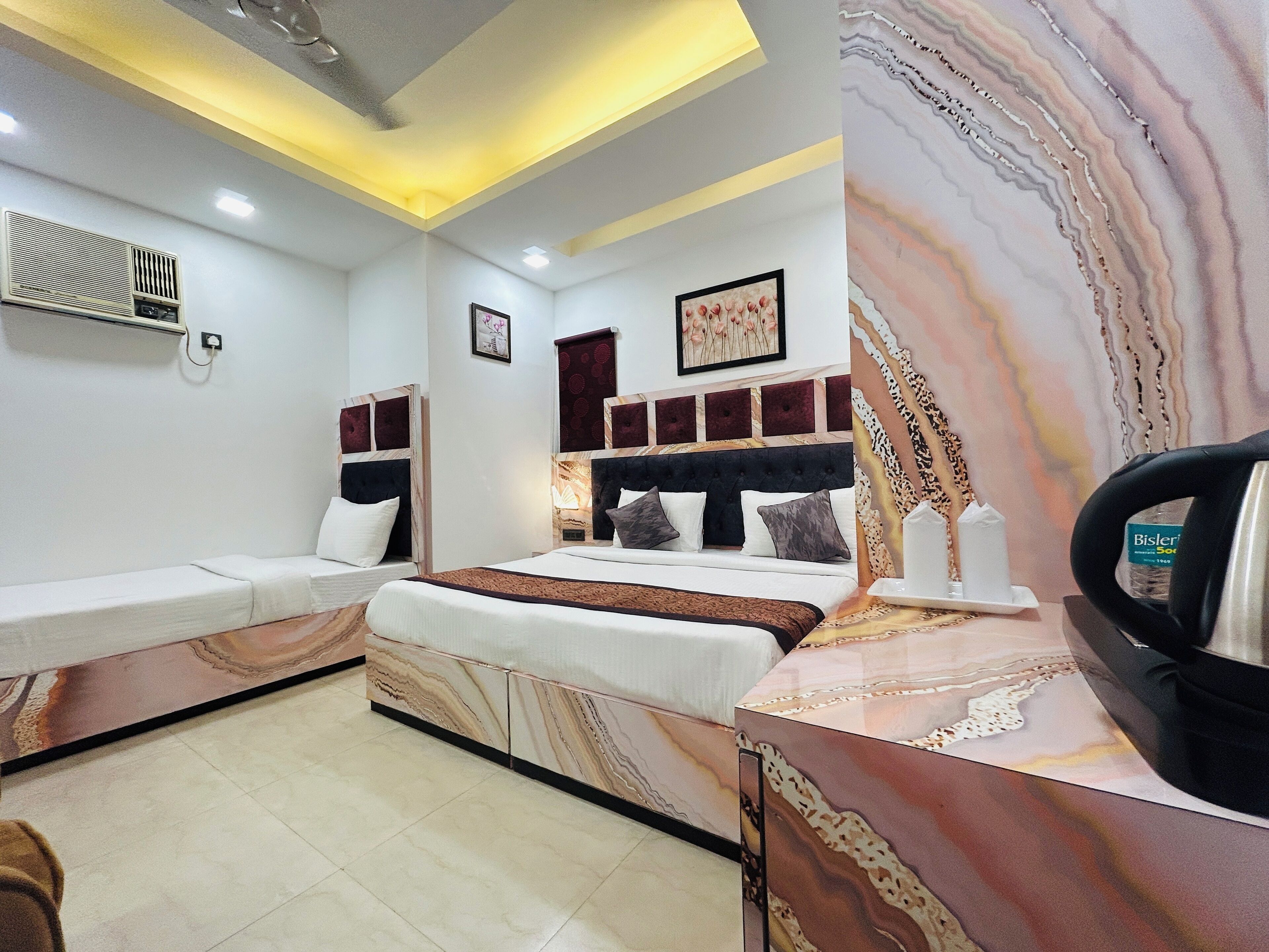 Photo - Hotel Cosmo Near BLK Hospital Karol Bagh