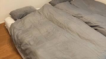 1 bedroom, desk, free WiFi, bed sheets