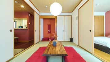 2 bedrooms, desk, free WiFi, bed sheets