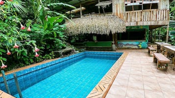 Udendørs pool