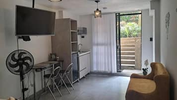 1 habitación, caja de seguridad en la habitación y wifi gratis