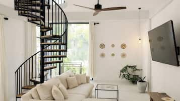 Two Story Loft Suite | Living area