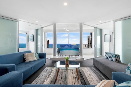 Family Apartment, 4 Bedrooms, Ocean View | Living area | Flat-screen TV. Private Q Tower Apartments - WOWSTAY
