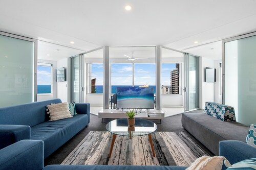 Private Q Tower Apartments - WOWSTAY