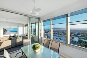 Apartment, 3 Bedrooms, 2 Bathrooms, River View | Balcony - Private Q Tower Apartments - WOWSTAY (Surfers Paradise)