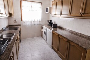 Fridge, microwave, oven, dishwasher