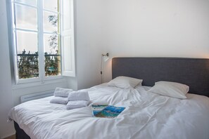 2 bedrooms, free WiFi, bed sheets - Saint Michel, Menton, France (Menton)