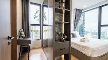 Suíte família, 4 quartos, acesso ao Club Lounge, vista para o canal | Roupas de cama de algodão egípcio, roupas de cama premium