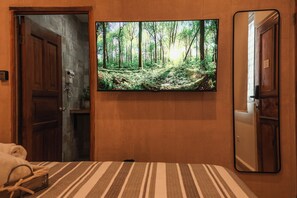 1 habitación, tabla de planchar con plancha, wifi y ropa de cama