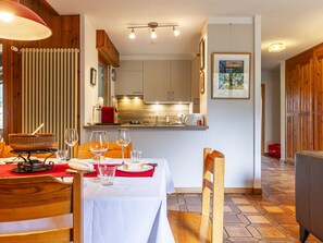 Dining - Champbois by Interhome (Champery)