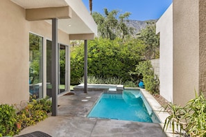 Beheizter Pool
