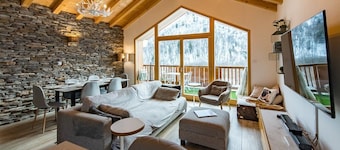 Chalet Triplex - sleeps 6