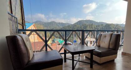 Goroomgo Sahara Inn Dalhousie