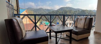 Goroomgo Sahara Inn Dalhousie