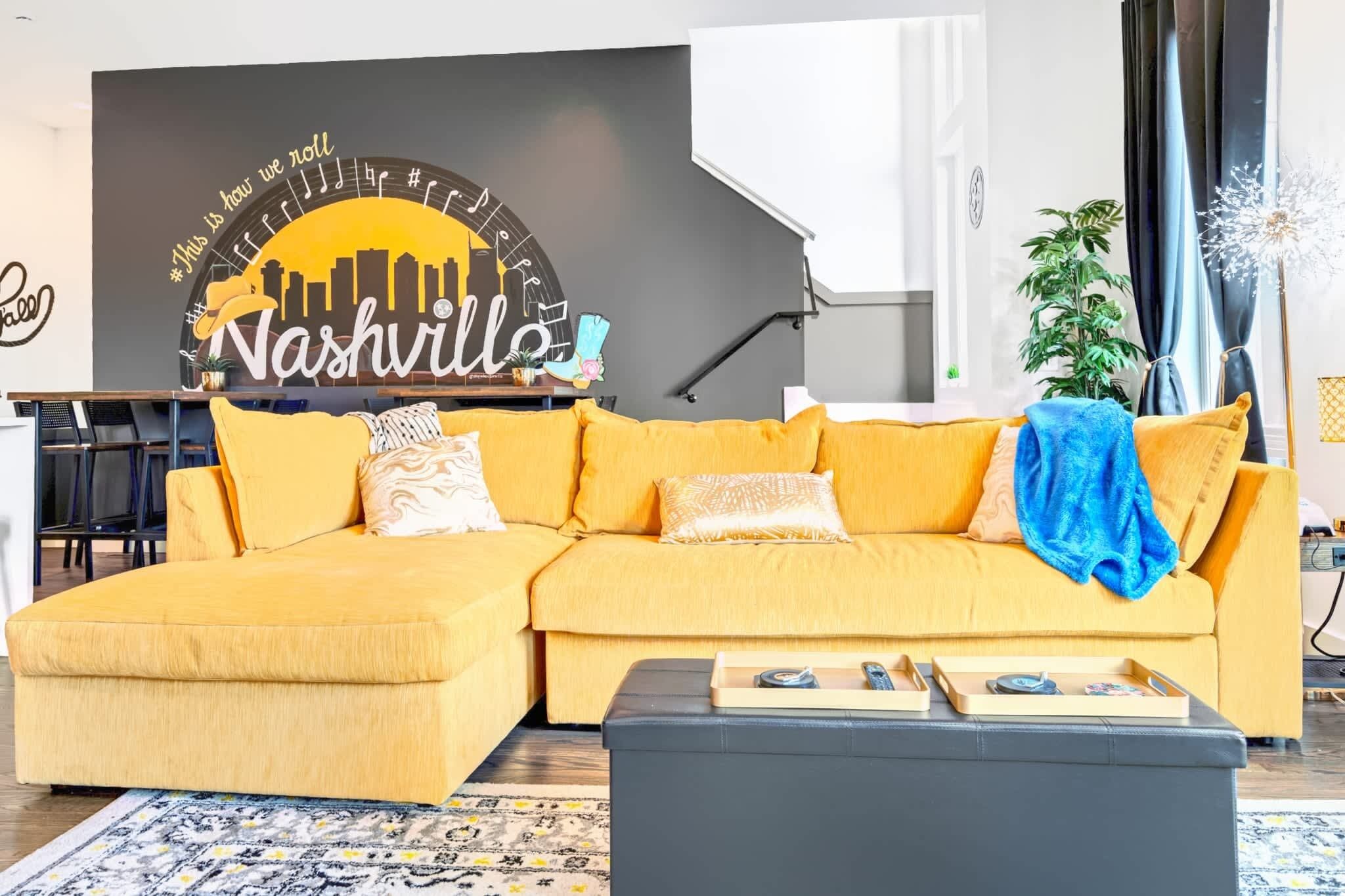 Télévision, jeux vidéo, chaîne hi-fi, espaces bureaux