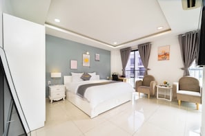 Economy Double Room | Premium bedding, down comforters, desk, blackout drapes - Golden Suites 3 Apartments (Ho Chi Minh City)