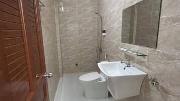 Kostenlose Toilettenartikel