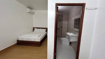 Basic Double Room | Free WiFi