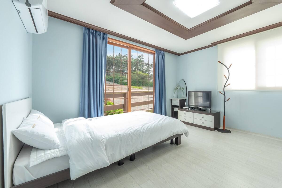 ห้องเบสิก, 1 ห้องนอน (room203) | 1 ห้องนอน, Wi-Fi ฟรี