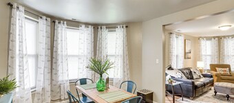 Pet-Friendly Pacific Cottage Near Purina Farms!