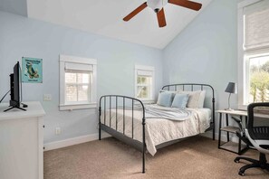 2 bedrooms, desk, free WiFi