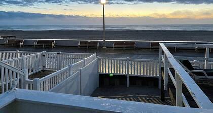 OCHG SeaFoam Ocean Front5