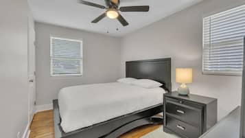 3 habitaciones, tabla de planchar con plancha y wifi gratis