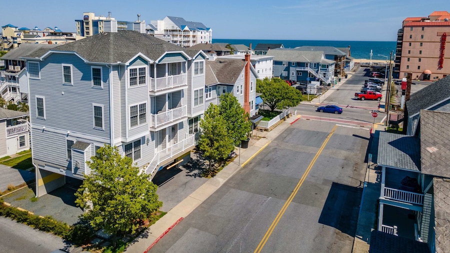 OCHG Townhouse 102 10