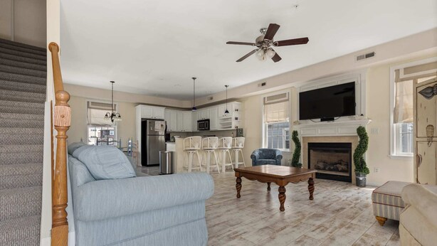 Basic Townhome | Living area - OCHG Townhouse 102 10 (Ocean City)
