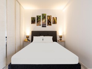 1 bedroom, iron/ironing board, WiFi