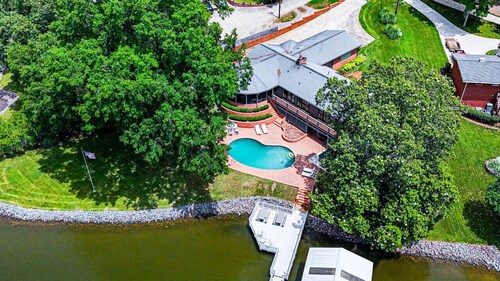 Lakefront 4BR in Charlotte w/ Pool, Hot Tub & BBQ