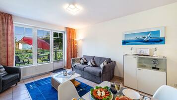 Fernseher, Stereoanlage