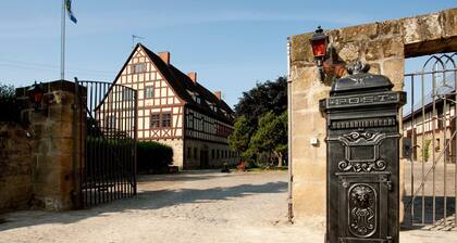 Ferienhaus 'Haus Am Brunnen' auf 100 qm mit privatem Garten und WLAN