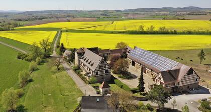 Ferienhaus 'Haus Am Brunnen' auf 100 qm mit privatem Garten und WLAN