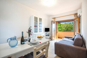 Flat-screen TV - Monte Majore House 70B (Olbia)